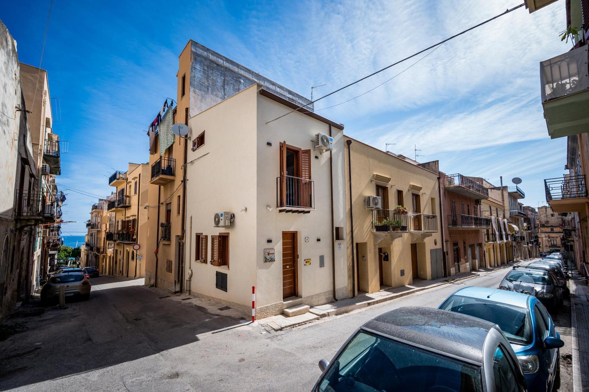 Kalife Vacanze كاستيلاّماري ديل غو المظهر الخارجي الصورة